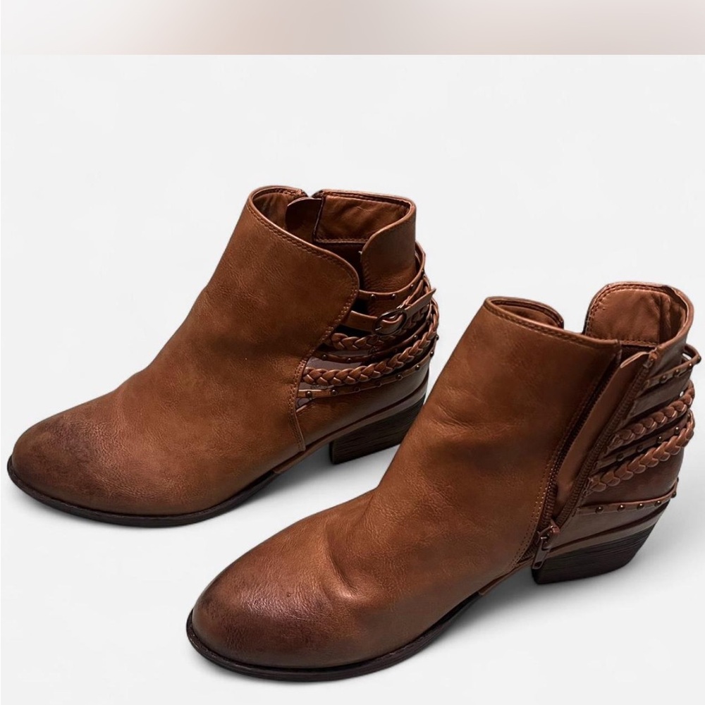 Brown Ankle Boots with Braided Detail